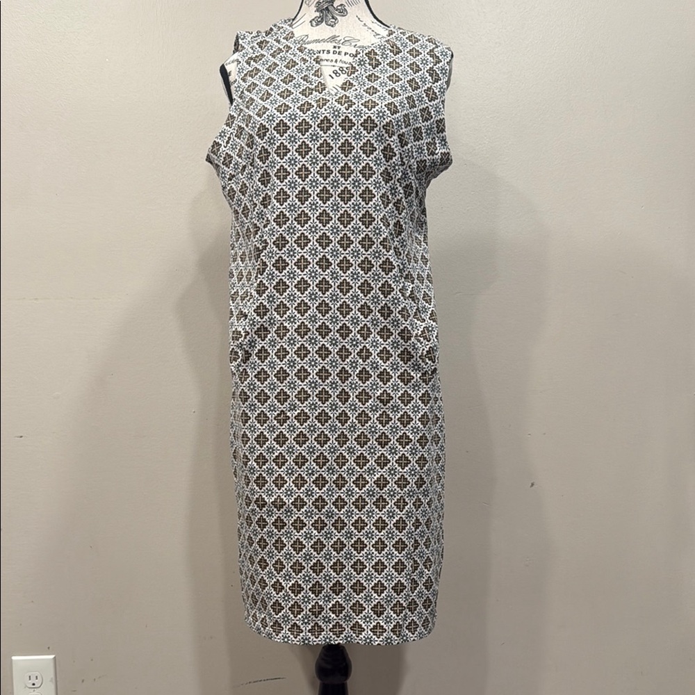 Liz Claiborne Cream Sheath Midi Dress Sleeveless Crew Neck